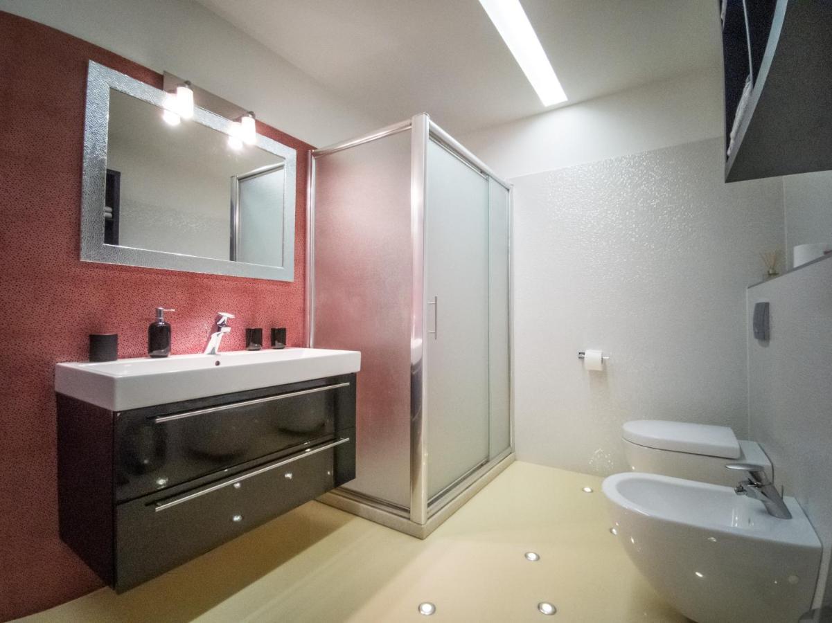 ורבניק Holiday House Tos-Vila With Heated Pool מראה חיצוני תמונה